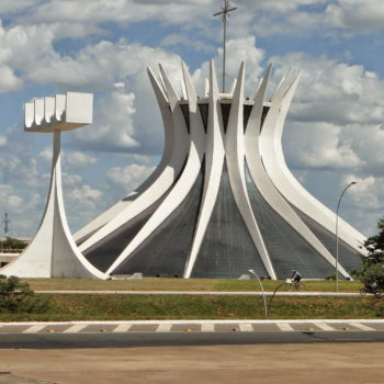 catedral de brasília: forma-estrutura atectônica e experiência empática