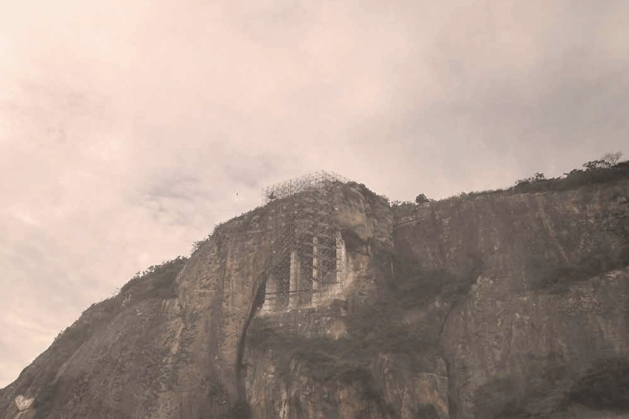 efemeridade constante: um ensaio sobre a topografia carioca